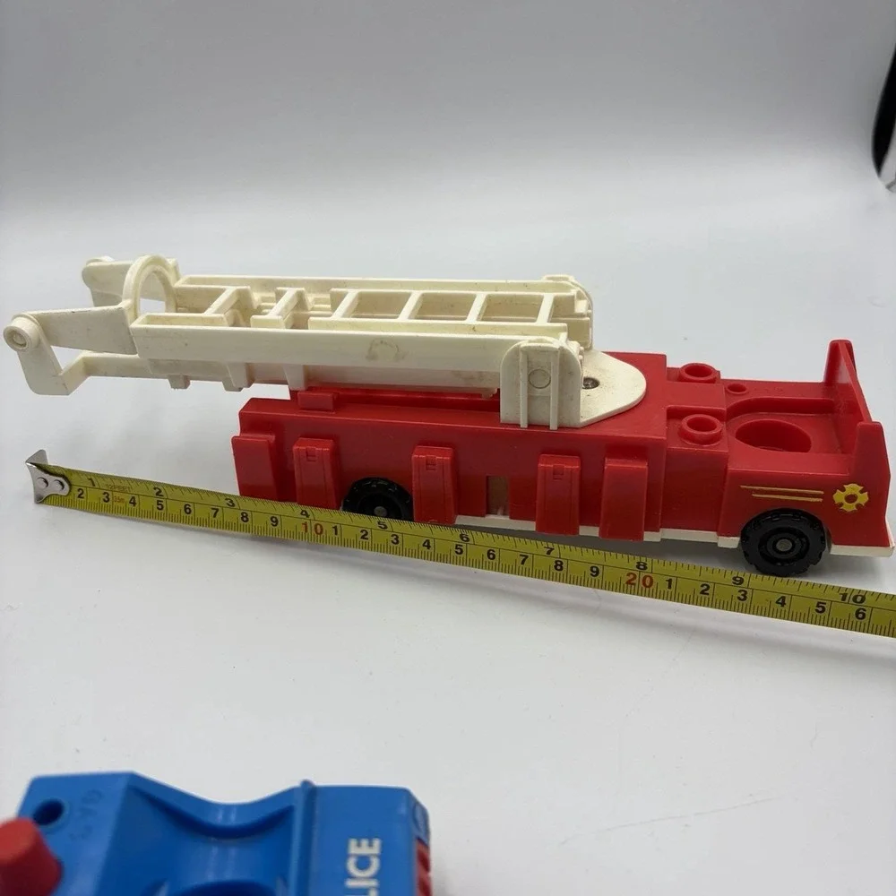 Fisher Price Little‎ People Lot 3 Emergency Vehicles Police Ambulance Fire Truck